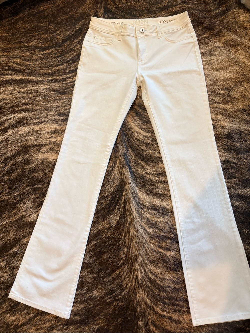 DL 1961 Elodie White Women’s Bootcut Jeans